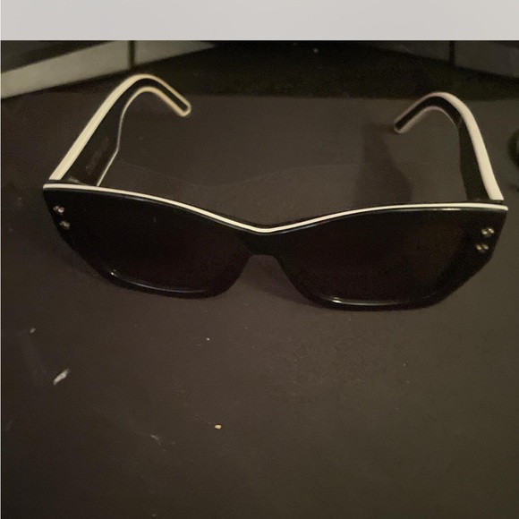 Dior Black and White Sunglasses - Picture 1 of 4
